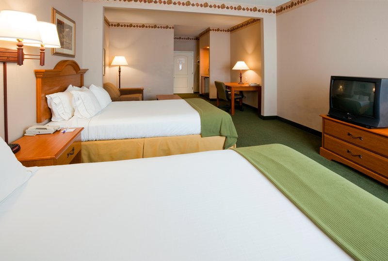 Holiday Inn Express-Winner - Winner, SD