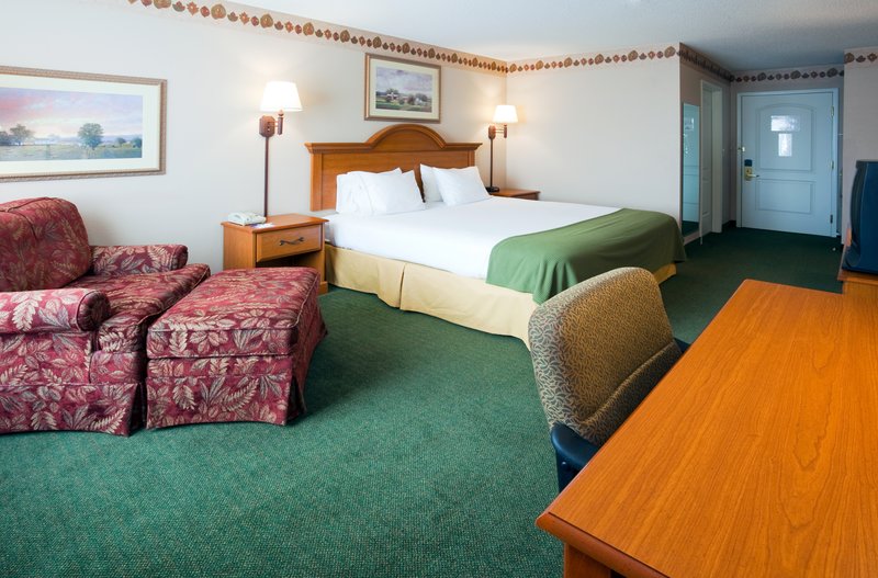 Holiday Inn Express-Winner - Winner, SD