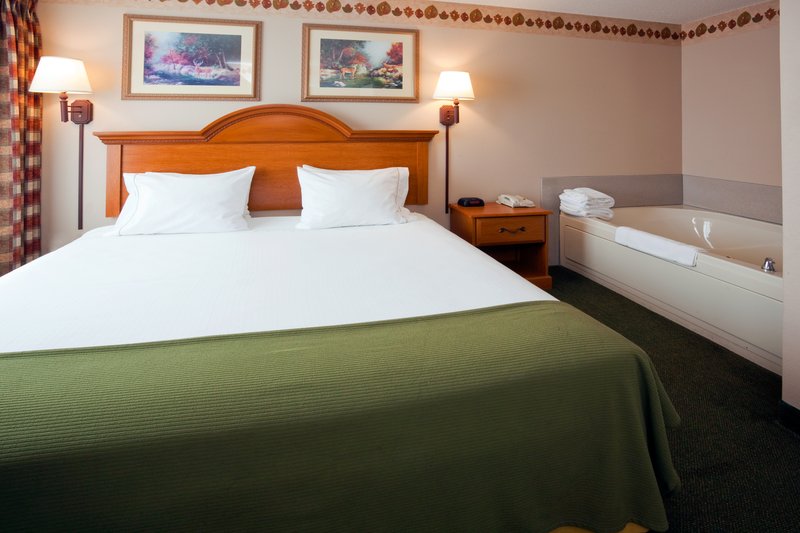 Holiday Inn Express-Winner - Winner, SD