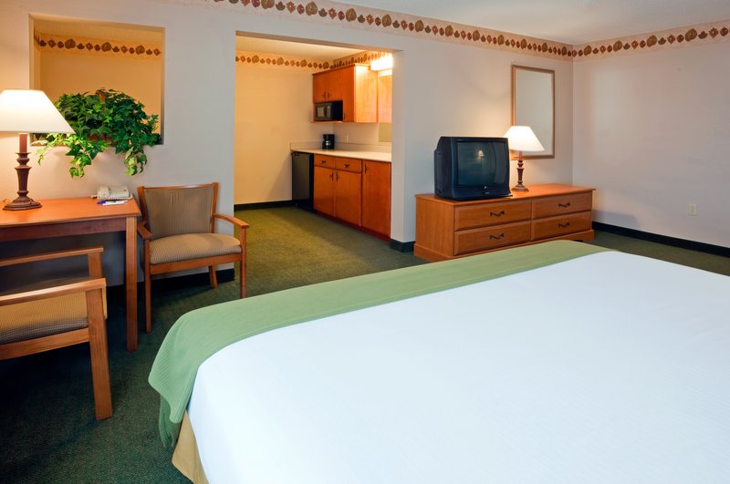 Holiday Inn Express-Winner - Winner, SD