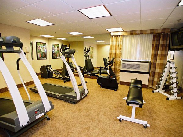 Holiday Inn Express Waterbury - Waterbury, CT