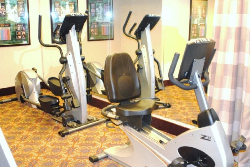 Holiday Inn Express Waterbury - Waterbury, CT