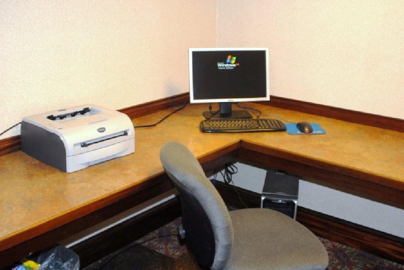 Holiday Inn Express Waterbury - Waterbury, CT