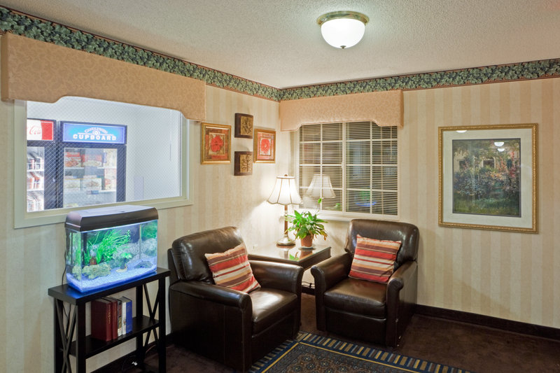 Candlewood Suites Elkhart - Elkhart, IN