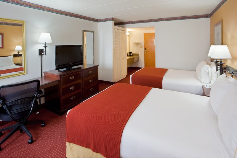 Holiday Inn Express-Reston - Herndon, VA