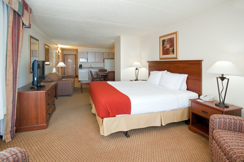 Holiday Inn Express Boulder - Boulder, CO