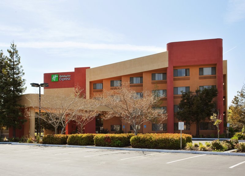 Holiday Inn Express - Union City, CA