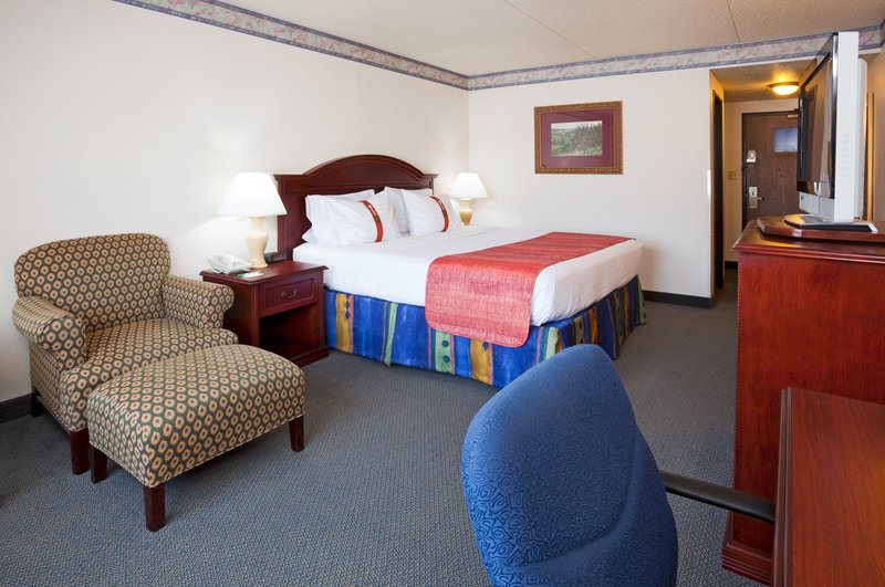 Holiday Inn - New Ulm, MN
