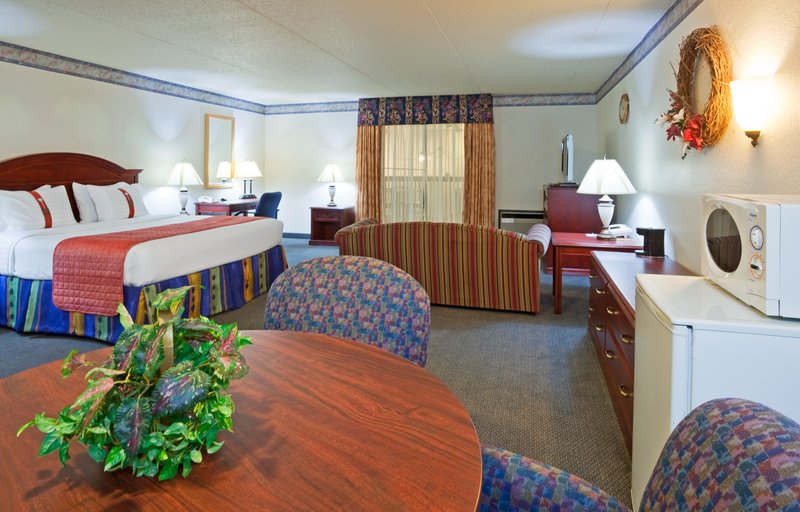 Holiday Inn - New Ulm, MN