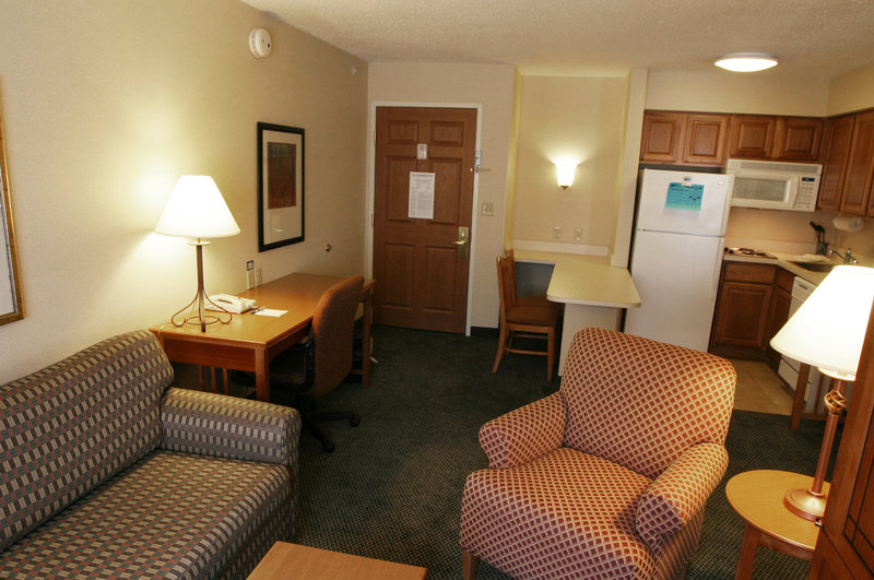 Staybridge Suites DETROIT-UTICA - Utica, MI