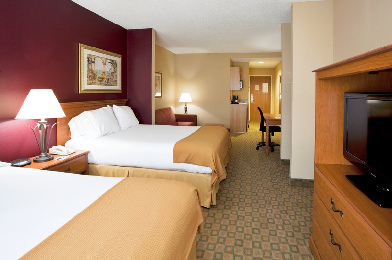 HOLIDAY INN EXPRESS - Tavares, FL