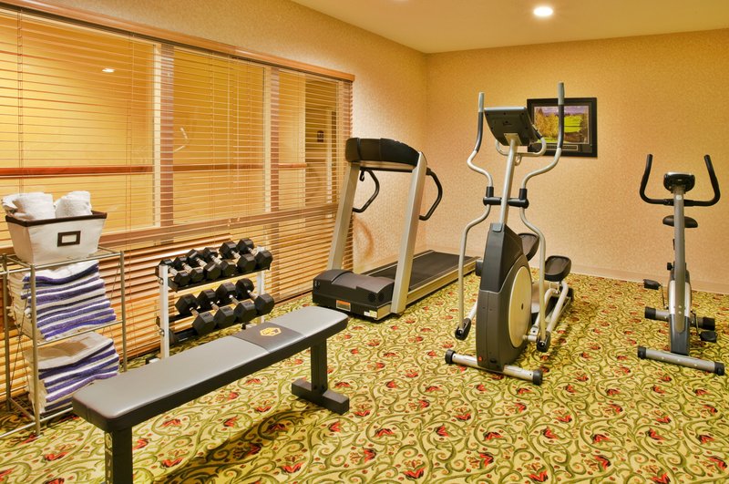 HOLIDAY INN EXPRESS - Tavares, FL