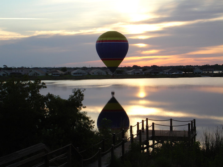 HOLIDAY INN EXPRESS - Tavares, FL