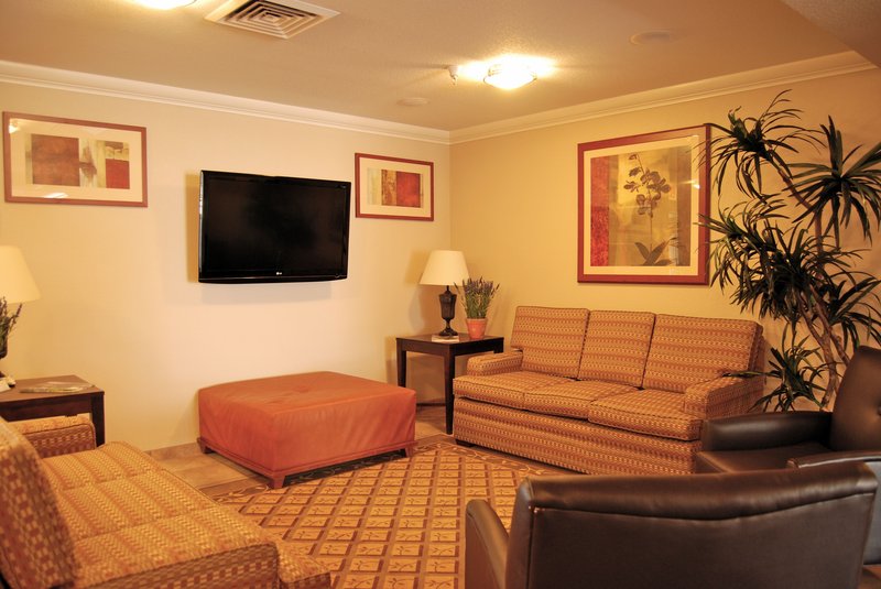 Candlewood Suites TURLOCK - Turlock, CA