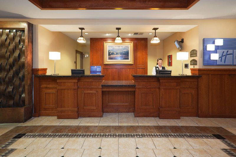 HOLIDAY INN EXPRESS - Turlock, CA