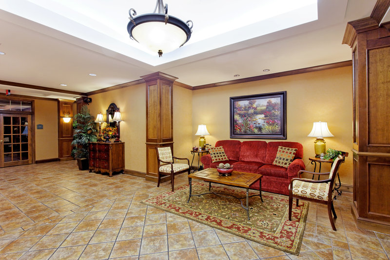 Holiday Inn Express & Suites TUPELO - Tupelo, MS