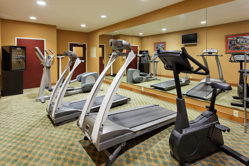 Holiday Inn Express & Suites TUPELO - Tupelo, MS