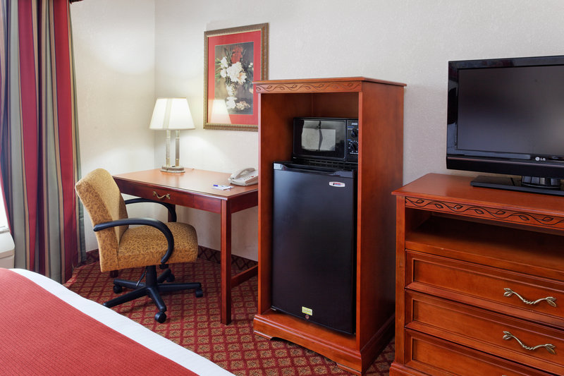 Holiday Inn Express & Suites TUPELO - Tupelo, MS