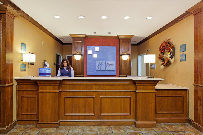 Holiday Inn Express & Suites TUPELO - Tupelo, MS