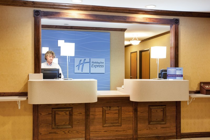 Holiday Inn Express TUSCOLA - Sadorus, IL