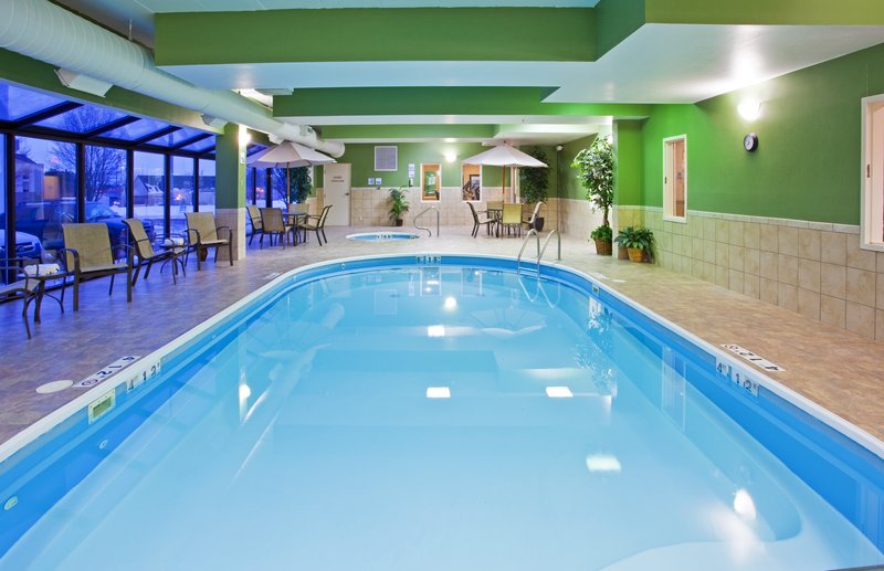 Holiday Inn Express & Suites TROY - Tipp City, OH