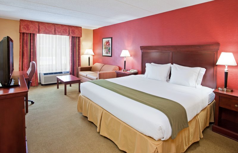 Holiday Inn Express & Suites TROY - Tipp City, OH