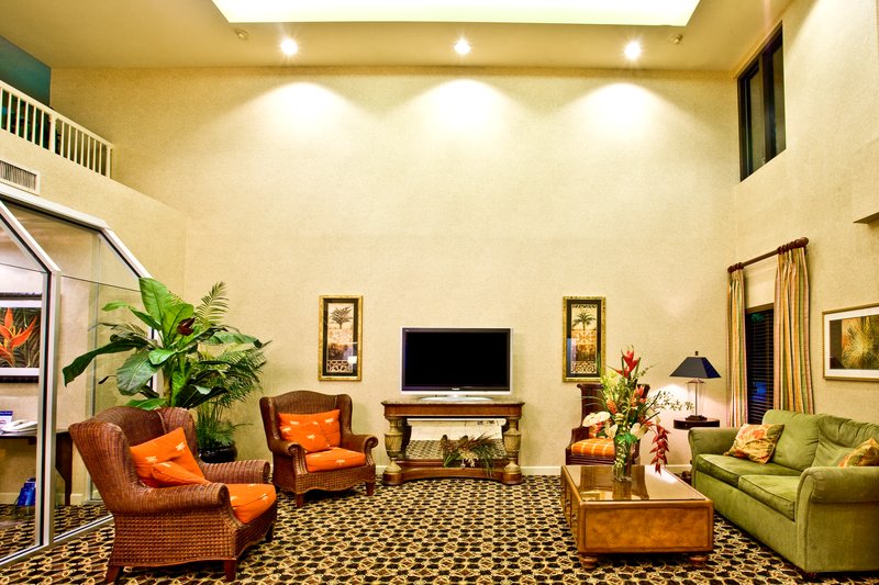 Holiday Inn Express-Tampa - Brandon, FL