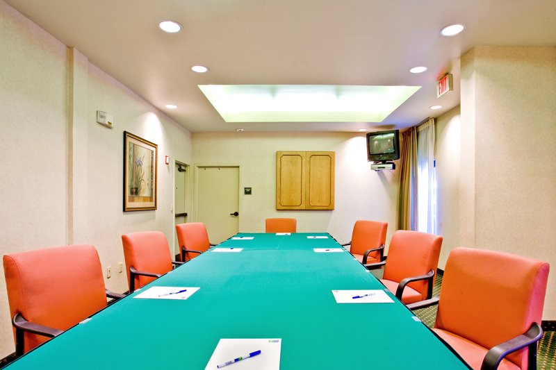 Holiday Inn Express-Tampa - Brandon, FL