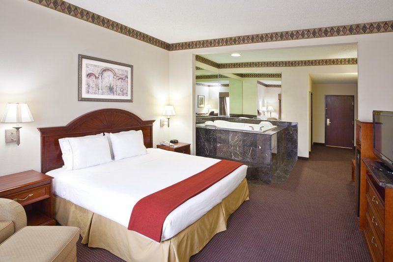 Holiday Inn Express TOLEDO-OREGON - Tontogany, OH