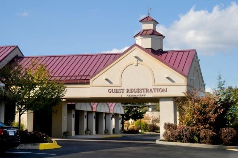 Holiday Inn YORK - LANCASTER AREA - York, PA