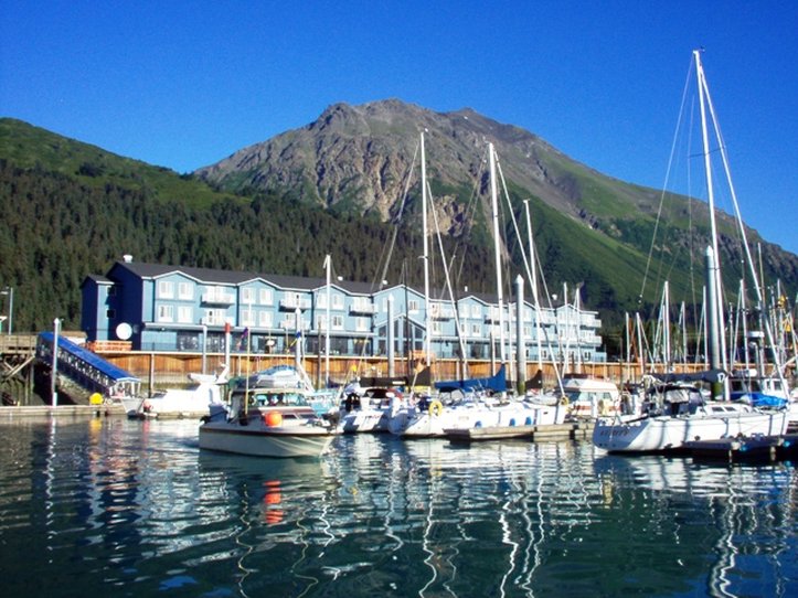 Holiday Inn Express - Seward, AK