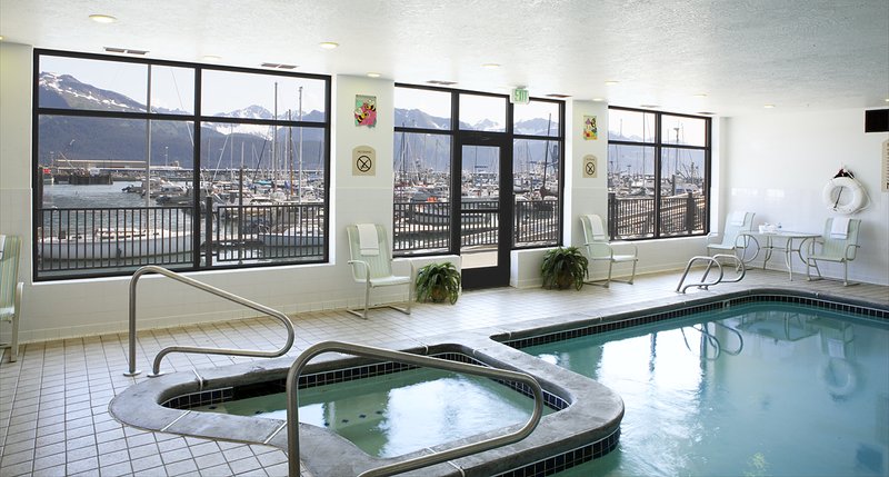 Holiday Inn Express - Seward, AK