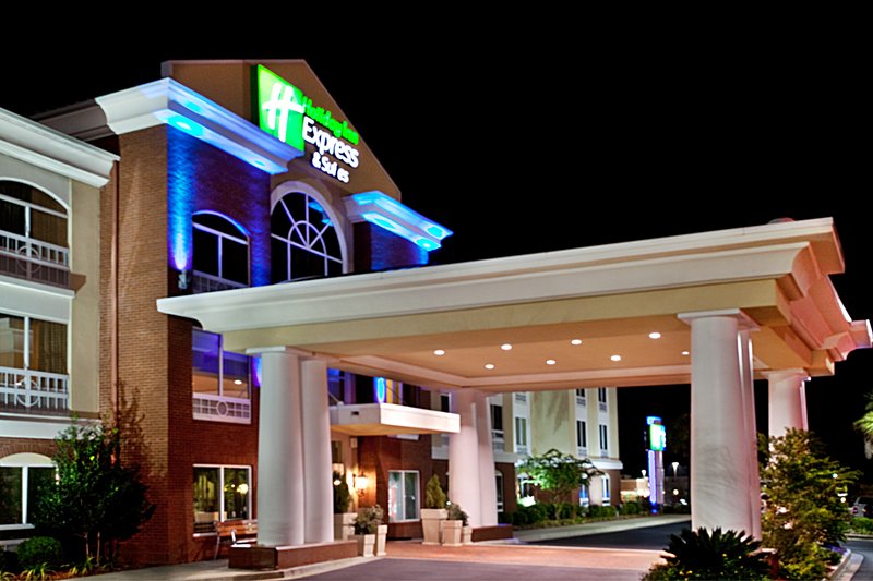 Holiday Inn Express & Suites SUMTER - Seffner, FL