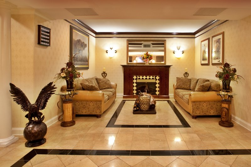 Holiday Inn Express & Suites SUMTER - Seffner, FL