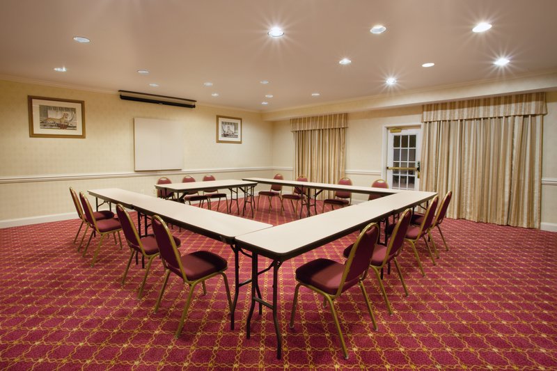 Holiday Inn Express & Suites SUMTER - Seffner, FL