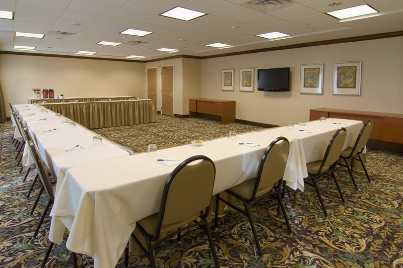 STAYBRIDGE SUITES-STOW - Stow, OH