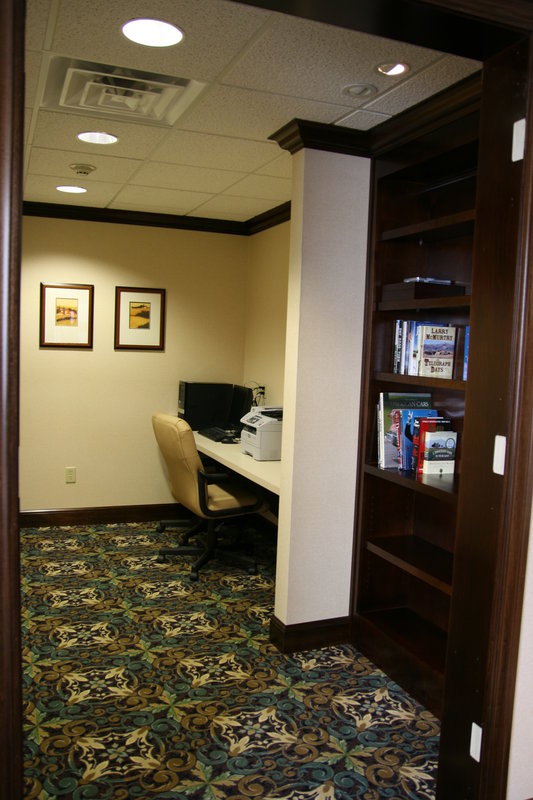 STAYBRIDGE SUITES-STOW - Stow, OH