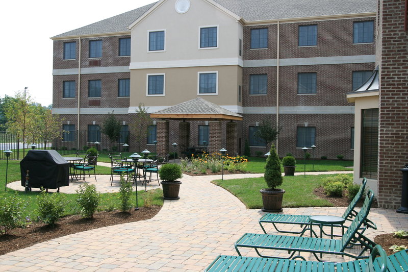 STAYBRIDGE SUITES-STOW - Stow, OH