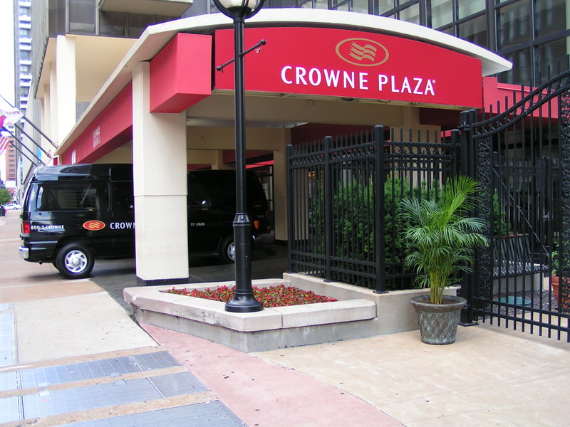 Crowne Plaza Hotel St. Louis - Downtown - 5 Reviews - 200 N. Fourth Street, Saint Louis, MO ...