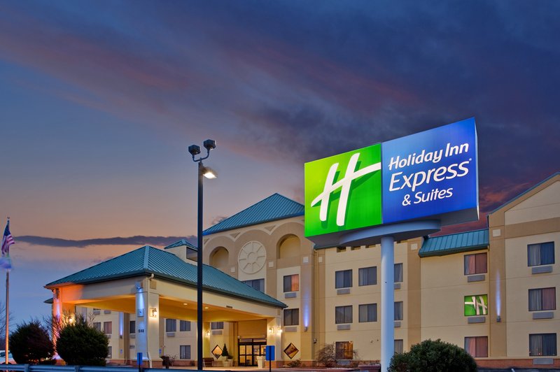 Holiday Inn Express-Fenton - Fenton, MO