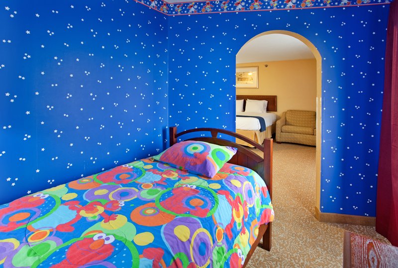Holiday Inn Express-Fenton - Fenton, MO
