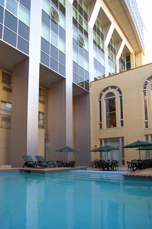 Crowne Plaza - Saint Louis, MO