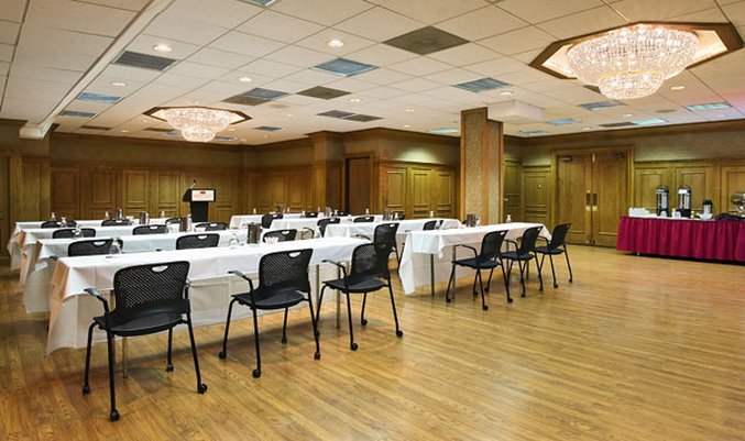 Crowne Plaza - Saint Louis, MO