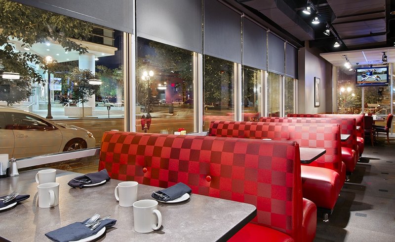 Crowne Plaza - Saint Louis, MO