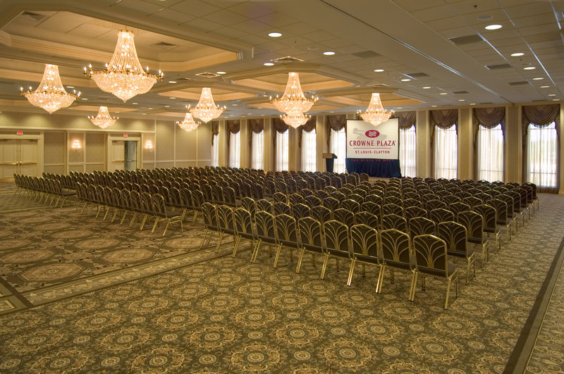 Crowne Plaza - Saint Louis, MO
