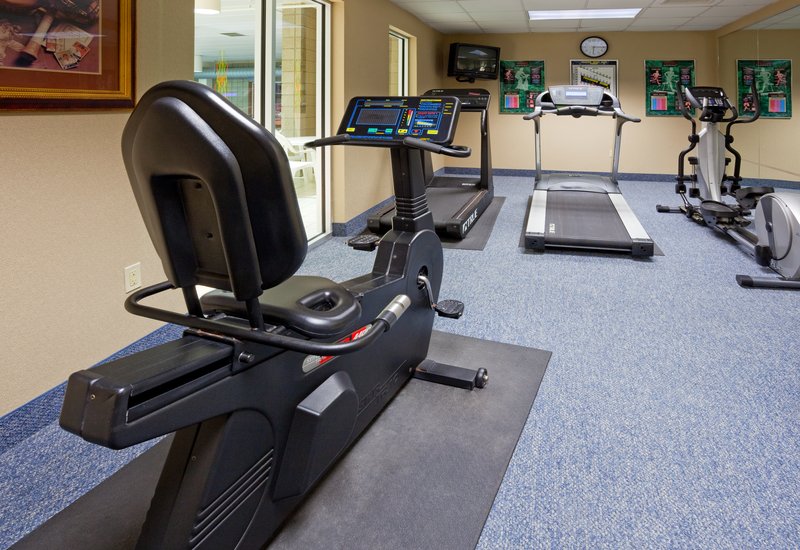 Holiday Inn Express & Suites ST. CLOUD - Sartell, MN