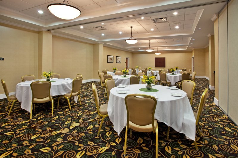 Holiday Inn BRUNSWICK I-95 (EXIT 38) - Brunswick, GA