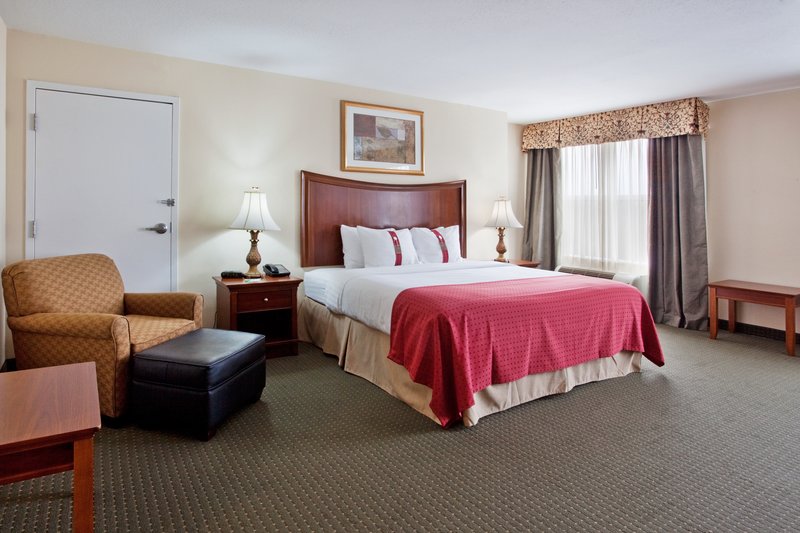 Holiday Inn BRUNSWICK I-95 (EXIT 38) - Brunswick, GA