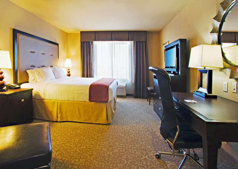 Holiday Inn Express - Wichita Falls, TX