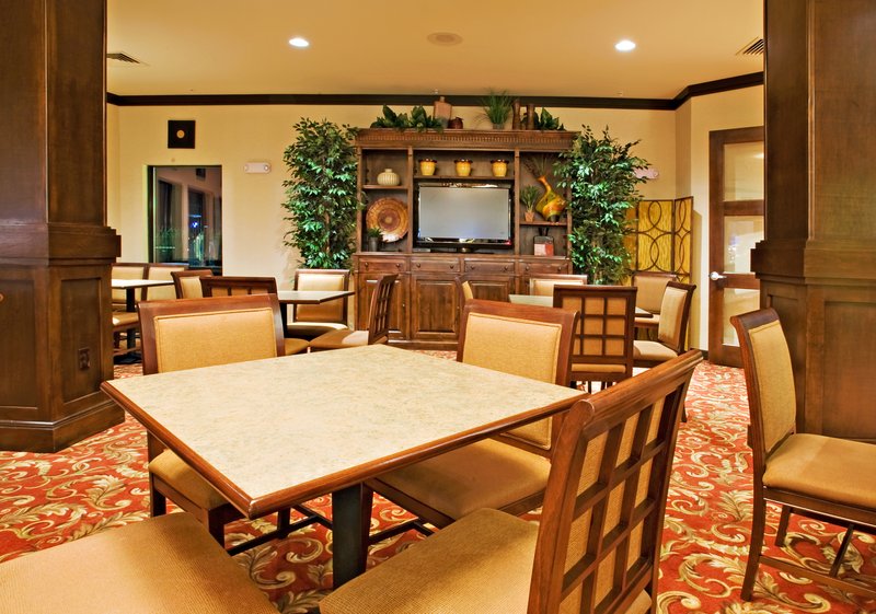 Holiday Inn Express - Wichita Falls, TX